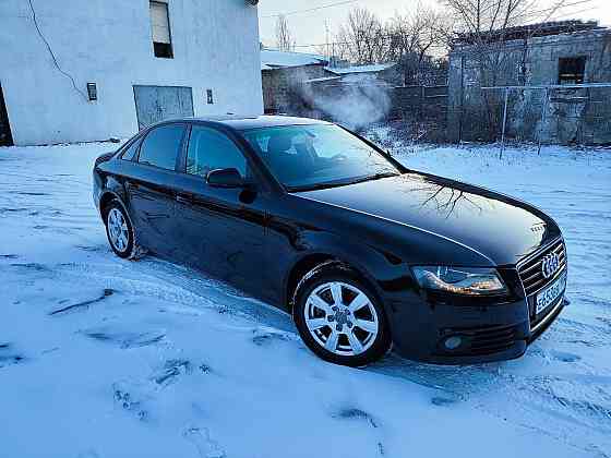 Продам Audi a4 b8 Енакиево