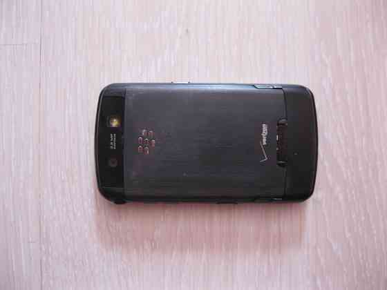 Оригинальный смартфон BlackBerry Storm 9530+родное зарядное Донецк