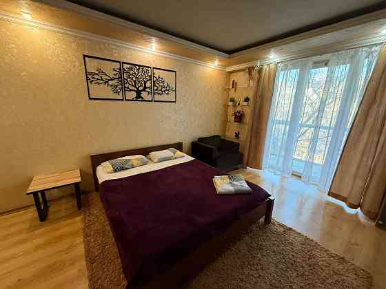 Студия центр ворошиловский посуточно вода 24/7 Донецк