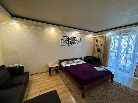 Студия центр ворошиловский посуточно вода 24/7 Донецк