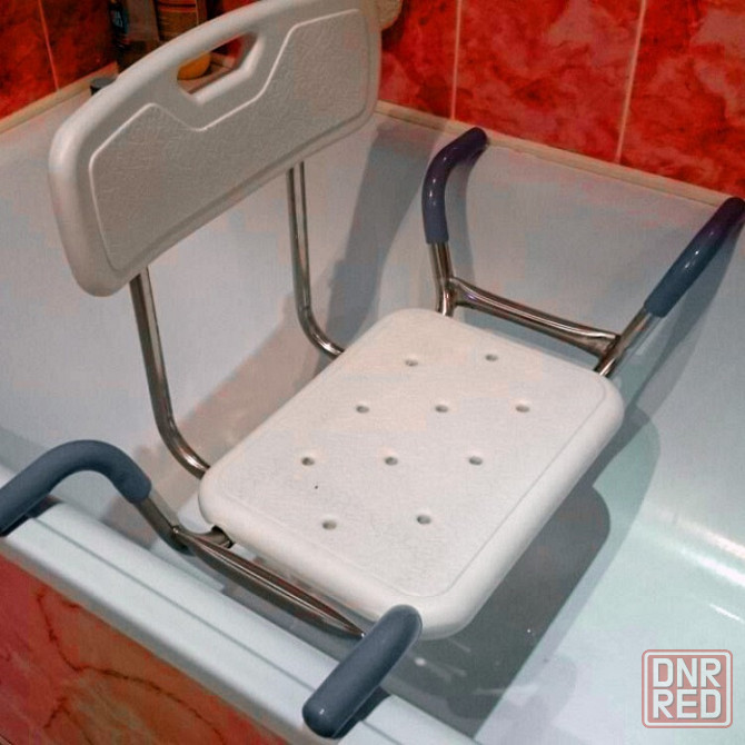 инвалидная коляска комнат складная / Стул туалет / прикроватный стол / ходунки /сидение для ваннынну Донецк - изображение 8