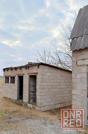 Продам участок с недостроенным домом в селе Республика Володарского района Мариуполь - изображение 4