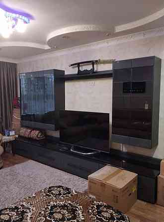 зеленый 3-х комнатная квартира с ремонтом, мебелью Макеевка
