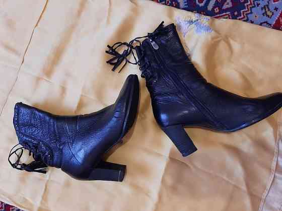 Продам женские ботинки Донецк