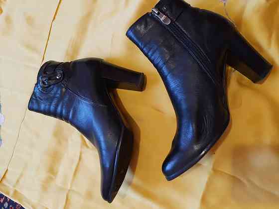 Продам женские ботинки Донецк