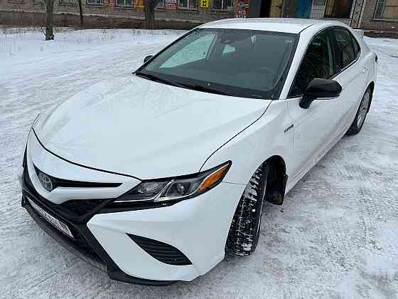 Продам Тоета Камри 70 Гибрид Снежное