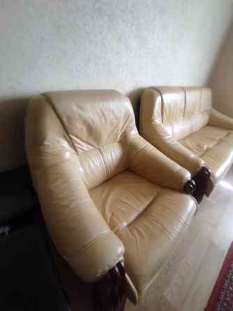 Продам диван и кресло Донецк