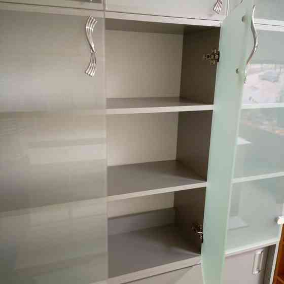 Шкаф для офиса или салона Донецк