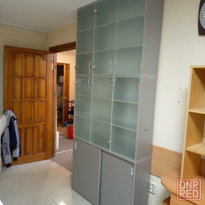 Шкаф для офиса или салона Донецк - изображение 1