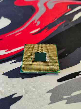 Процессор AMD Ryzen 3 3200G OEM [AM4, 4 x 3.6 ГГц, AMD Radeon Vega 8, TDP 65 Вт] Донецк