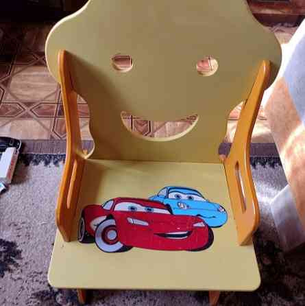 Детский стульчик со столиком. Донецк