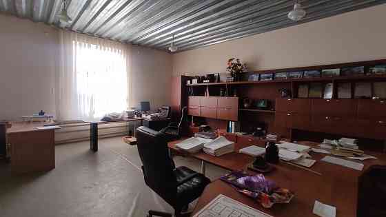 Продам СТО (Боксы 400 м2) + офис 150 м2 в Калининском районе пр. Павших Коммунаров. Донецк
