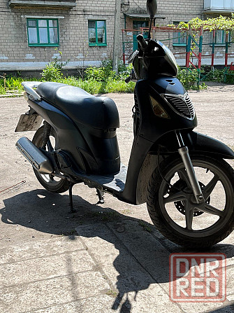 Продам скутер Honda C-H 150 Макеевка - изображение 1