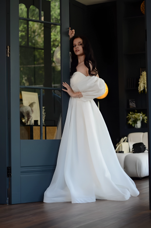 Шикарное свадебное платье Донецк