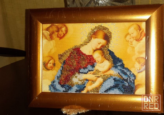 Вышивка бисер 11.5х17 см. Дева Мария с ребенком в руках. Донецк - изображение 1