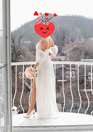 Продам свадебное платье 2024 года Макеевка