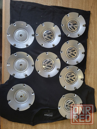 Колпаки для литых дисков 3C0601149Q на Passat B6 Донецк - изображение 1