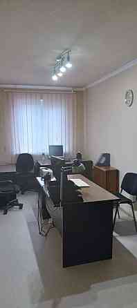 Тихий офис с ремонтом в Калининском районе, ул.Марии Ульяновой Донецк