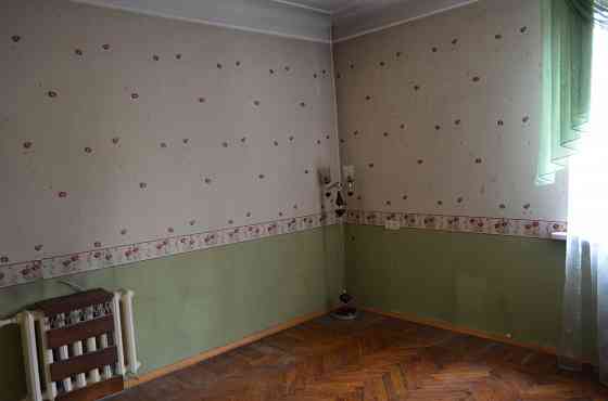 Продается 3 комнатная,Ворошиловский,хорошее место,центр Донецк