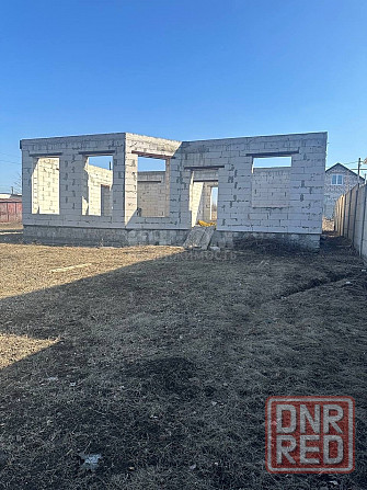 Продам участок 6 соток с новой коробкой дома в г.Луганск, пос. Вольный Луганск - изображение 1