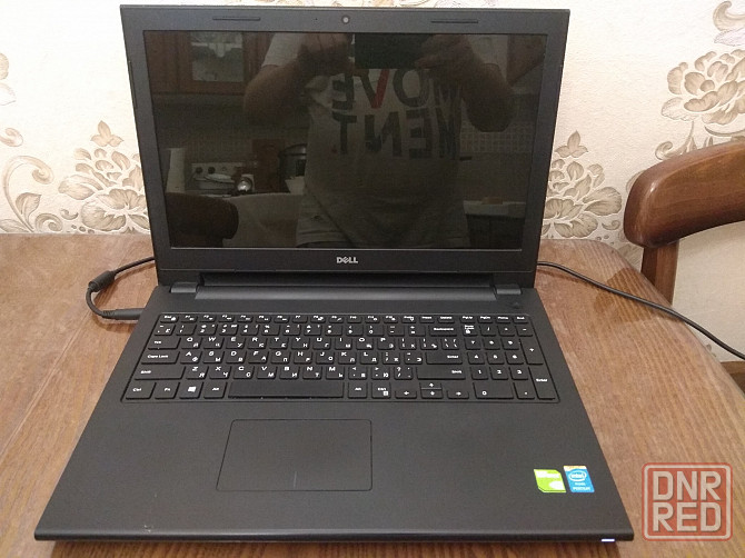 Ноутбук Dell Inspiron 3543 (Intel 3558U, GF 820M, SSD 120Gb, 8Gb DDR3) Макеевка - изображение 1