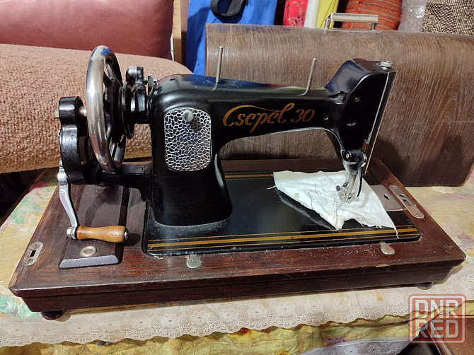 Швейная машинка Csepel 30 Донецк - изображение 1