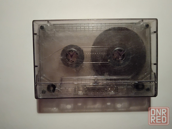 Аудио-кассеты с записью , немаркированные , 2 штуки . Макеевка - изображение 3