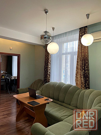 Продажа 2-комнатная квартира, сталинка, Драмтеатр, ул. Университетская Донецк - изображение 2