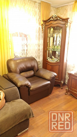 продаю мягкое объемное кожаное кресло,Италия,цвет коричневый,пользовались мало,просто стояло,дефекто Донецк - изображение 5