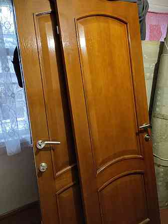 Двери межкомнатные деревянные с лудками 5 шт Горловка