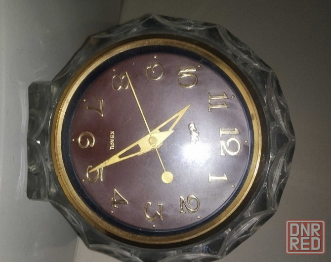 Часы настольные хрустальные Донецк - изображение 1
