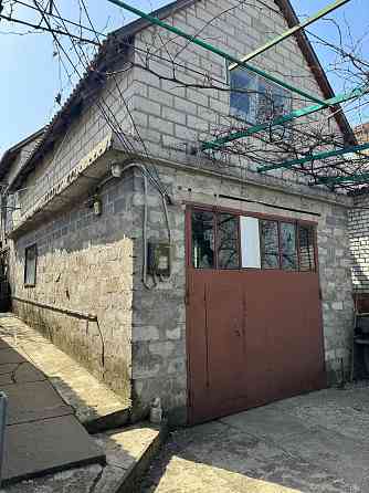 Продам дом, участок ( действующий бизнес) в городе Луганск улица Московская Луганск