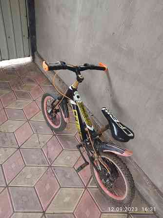 Продам велосипед детский Донецк