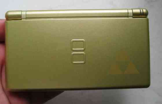Игровая приставка Nintendo DS Lite (цвет - Золото) Донецк