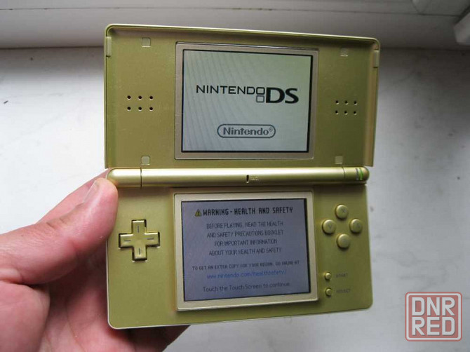 Игровая приставка Nintendo DS Lite (цвет - Золото) Донецк - изображение 1