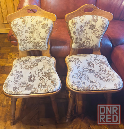 Продам уголок и стулья из натурального дерева Макеевка - изображение 1