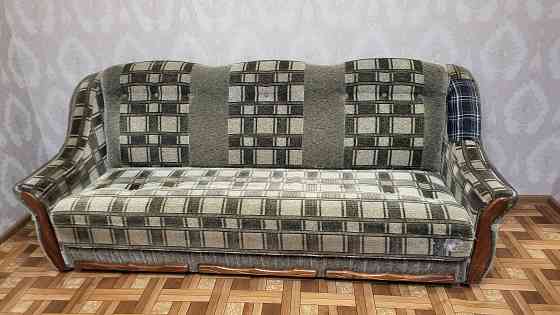 Продам диван и два кресла (стол бонусом) Донецк