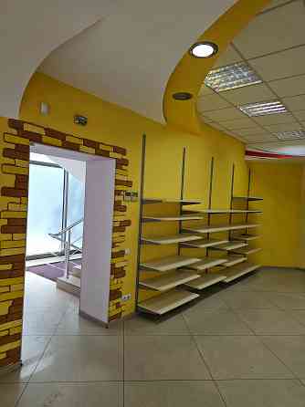 Магазин, 3 этажа, 850кв, Детский мир Донецк