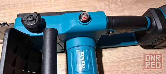 Аккумуляторная бесщёточная пила Makita прямая Донецк - изображение 2