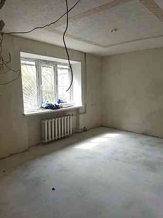 Продам 3-х комнатную квартиру 2/5, 116 кв.м. Марии Ульяновой Донецк