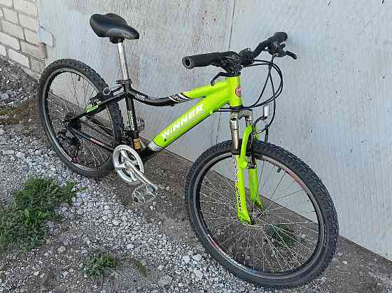 Подростковый фирменный Алюминиевый велосипед, колёса 24 дюйма, рама 13 Енакиево