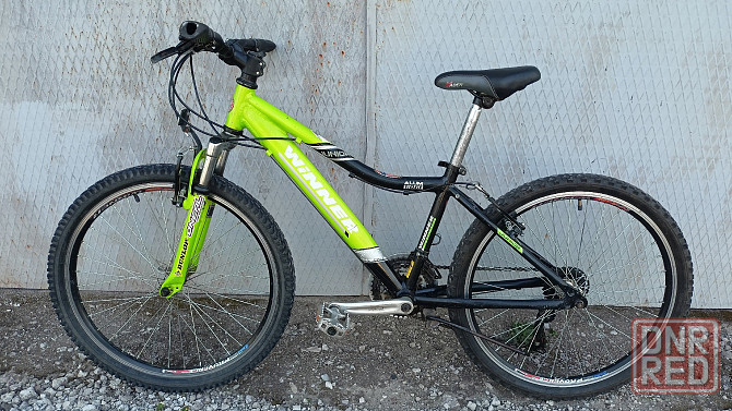 Подростковый фирменный Алюминиевый велосипед, колёса 24 дюйма, рама 13 Енакиево - изображение 2