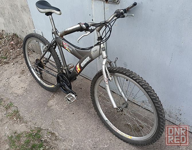 Фирменный Горный велосипед, колёса 26 дюймов, рама 19 Енакиево - изображение 3