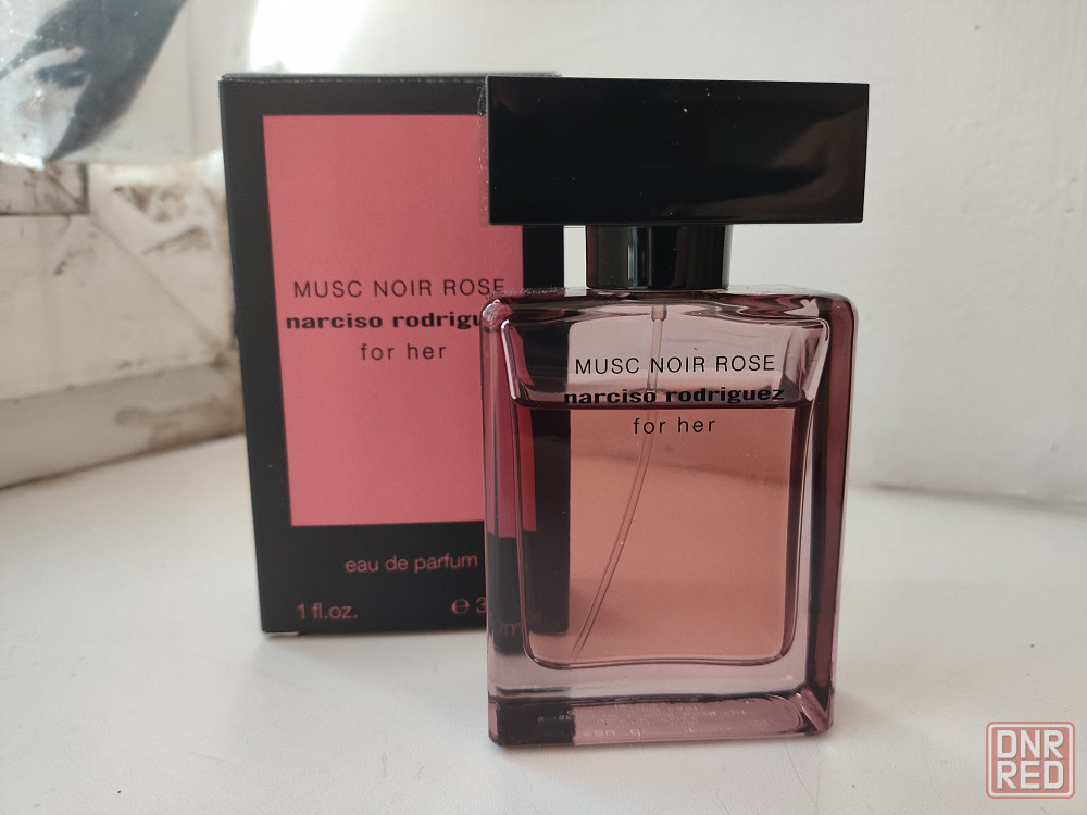 Narciso rodriguez musk noir rose