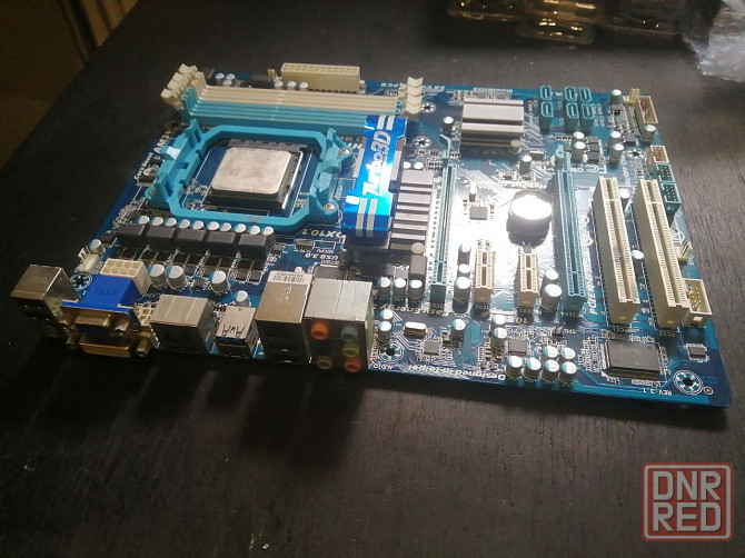 Комплект 4 ядра Athlon II x4 640 + плата Am3+ Gigabyte GA-880G-USB3 v3 Горловка - изображение 1