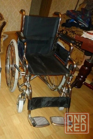 инвалидная коляска комнатная и для улицы можно универсал складная лёгкая немецки разны и стул туалет Донецк - изображение 1