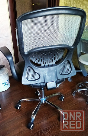 Компьютерно-Офисное кресло, кожа. Донецк - изображение 2