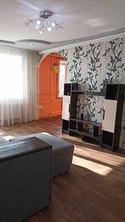 Продам 3-комнатную квартиру с ремонтом и частично мебелью Енакиево
