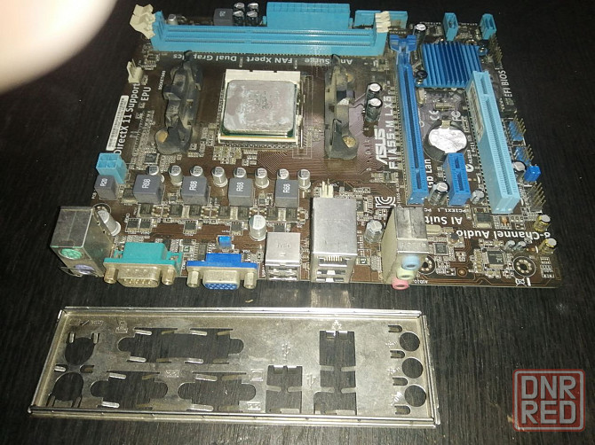 4ядерный комплект A6-3650 и материнская плата Asus с видео Radeon HD 6530D Горловка - изображение 1