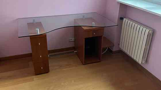 Продам стол офисный Донецк